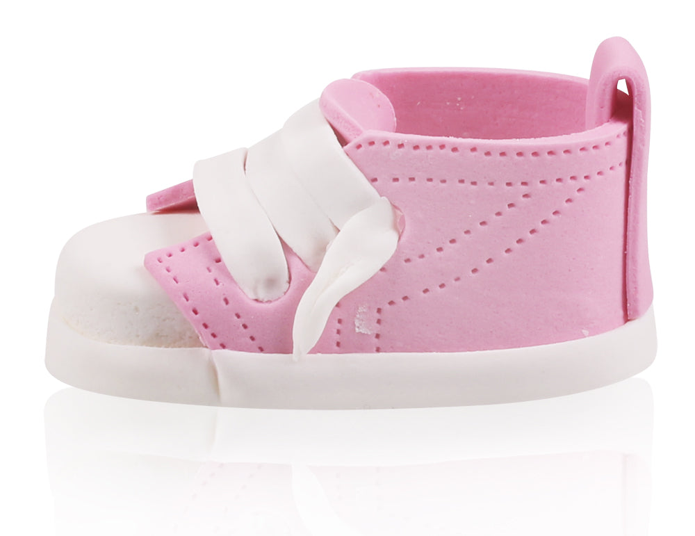 Baby shoes pink