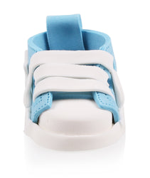 Baby shoes blue